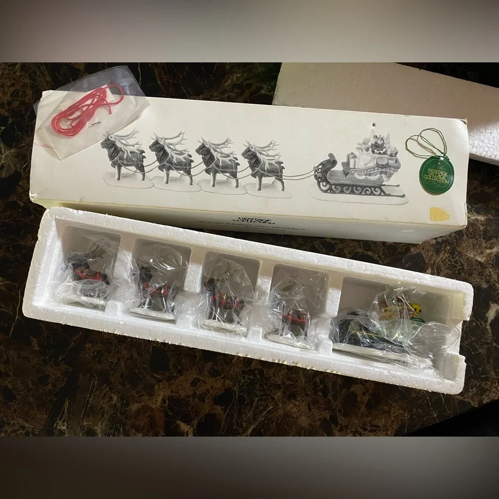 Heritage Village Collection “Sleigh and 8 Tiny Reindeer” - Picture 2 of 3